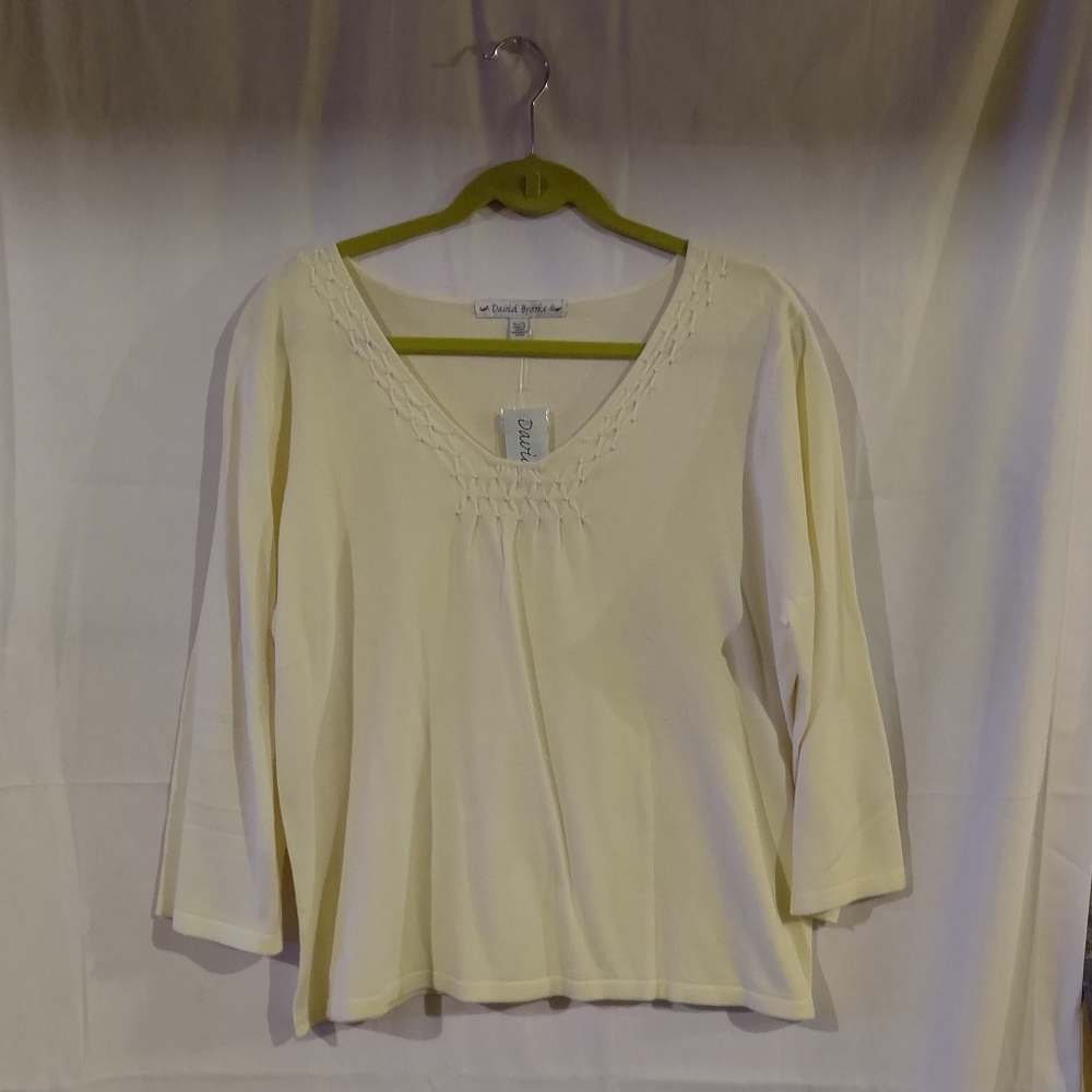 David Brooks Women's Off White Pearl Embellished Dressy Sweater  Size XL…